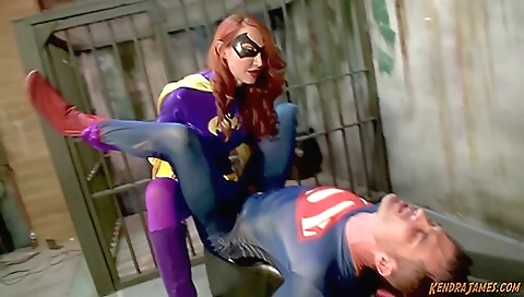 Batgirl Vs Superman