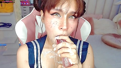 Amateur Close Up Handjob With Cumshot Amateur Close Up Handjob With Cumshot