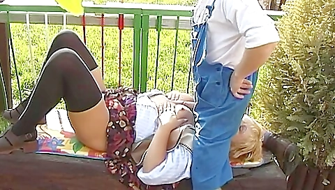 Uber 40 Behaart (scene01)